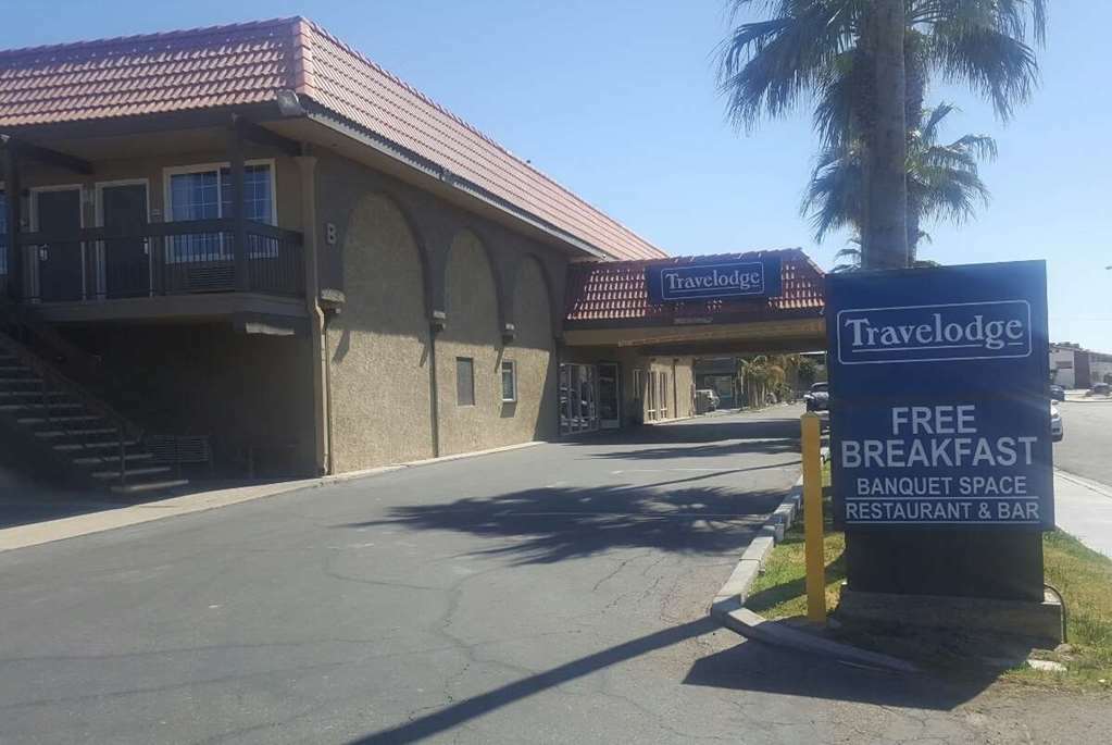 Travelodge By Wyndham אל סנטרו מראה חיצוני תמונה